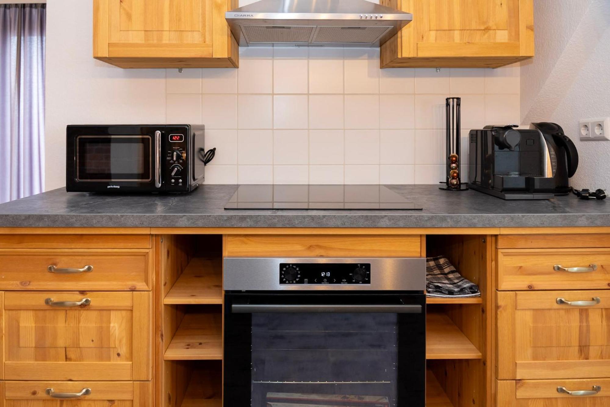 Rosewood - Apartment By Comfort Housing Falkensee Bagian luar foto